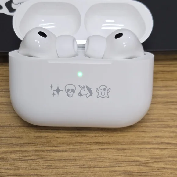 AirPods Pro 3 - Picture 2 of 4